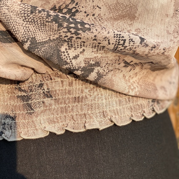 Jacob Beige Snake Print Ruffle Blouse - Picture 5 of 8